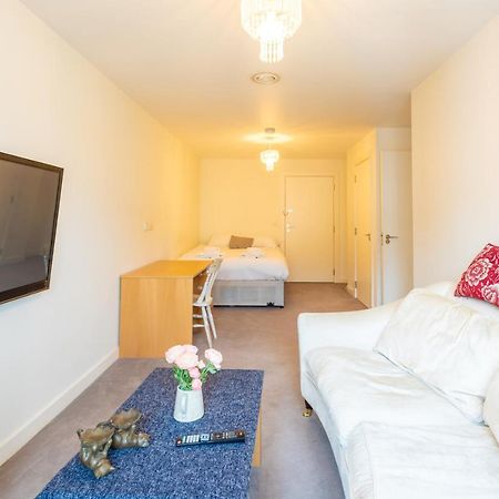 לונדון Amazing Modern 2 Bedroom Flat In Greenwich For 4 People מראה חיצוני תמונה