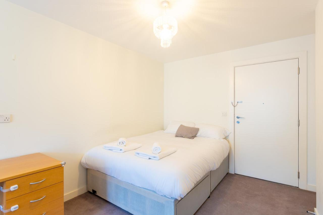 לונדון Amazing Modern 2 Bedroom Flat In Greenwich For 4 People מראה חיצוני תמונה