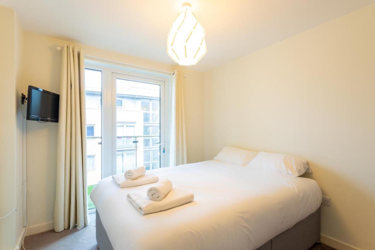 לונדון Amazing Modern 2 Bedroom Flat In Greenwich For 4 People מראה חיצוני תמונה