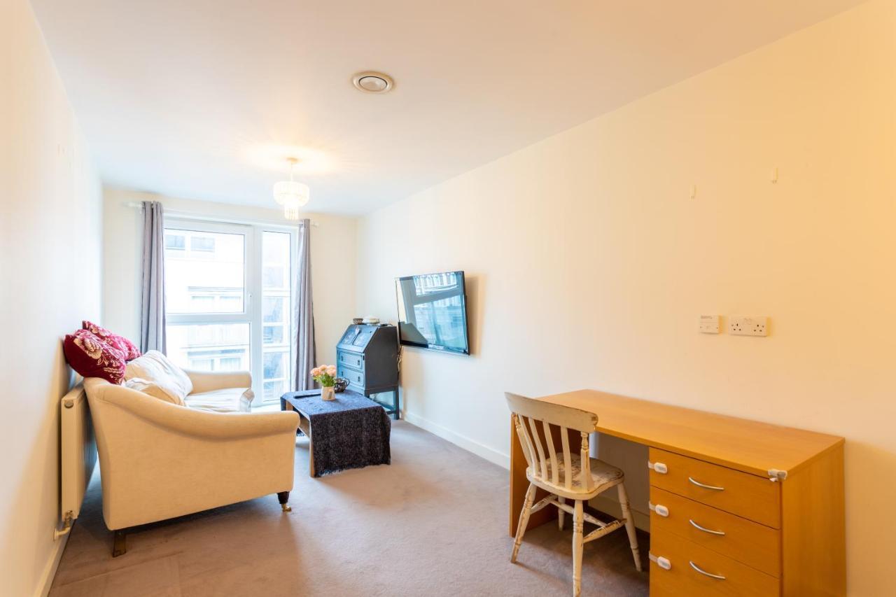 לונדון Amazing Modern 2 Bedroom Flat In Greenwich For 4 People מראה חיצוני תמונה